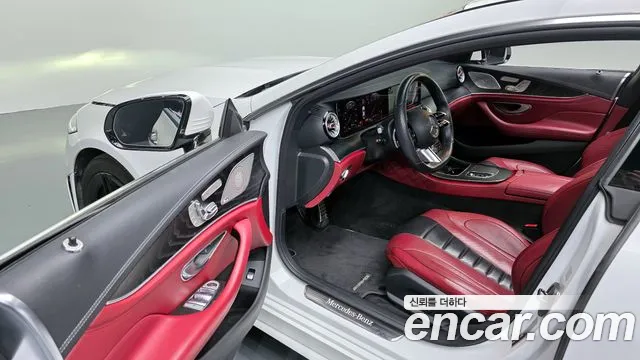 Mercedes-Benz CLS-Class — Фото автомобиля 10