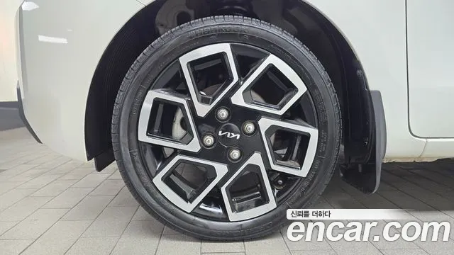 Kia RAY Новый Kia Ray Signature — Фото автомобиля 5