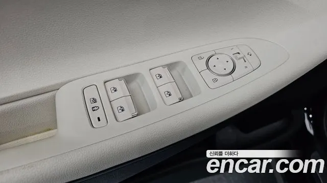 Hyundai Grandeur Grandeur (New) — Фото автомобиля 29