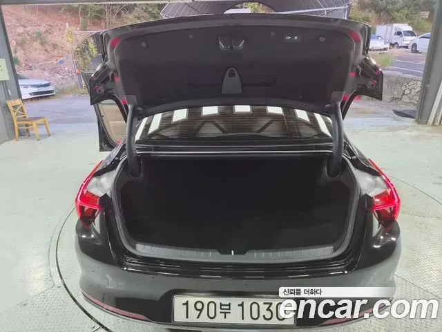 Kia K8 Hybrid — Фото автомобиля 6