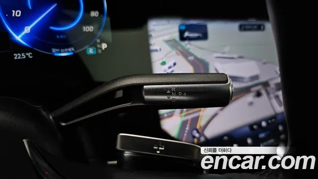 Mercedes-Benz EQS — Фото автомобиля 9