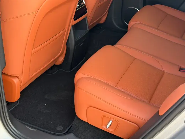 Li Auto Li Auto L6 2024 Pro — Фото автомобиля 14