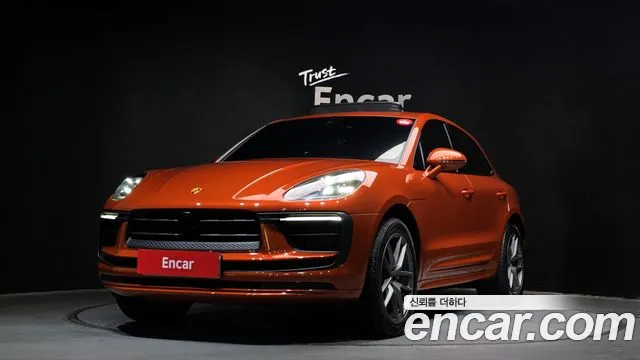 Фотография автомобиля — Porsche Macan