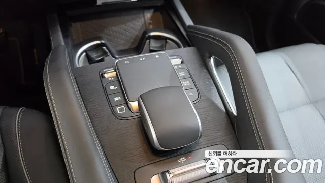 Mercedes-Benz GLE-Class — Фото автомобиля 11