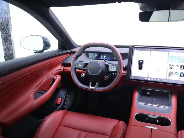 Xiaomi SU7 — Фото автомобиля 14