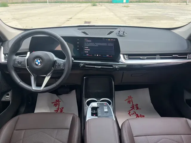 BMW X1 — Фото автомобиля 9