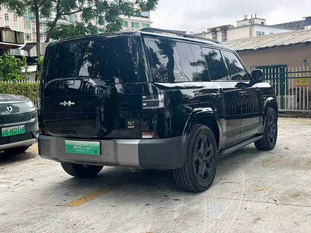 BYD FangChengBao Titanium 7 — Фото автомобиля 12