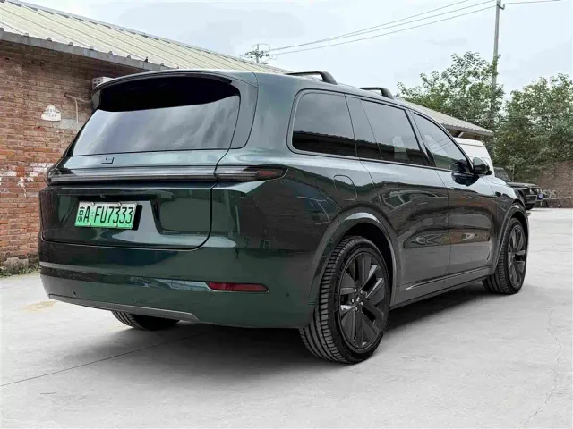 Li Auto L9 — Фото автомобиля 26