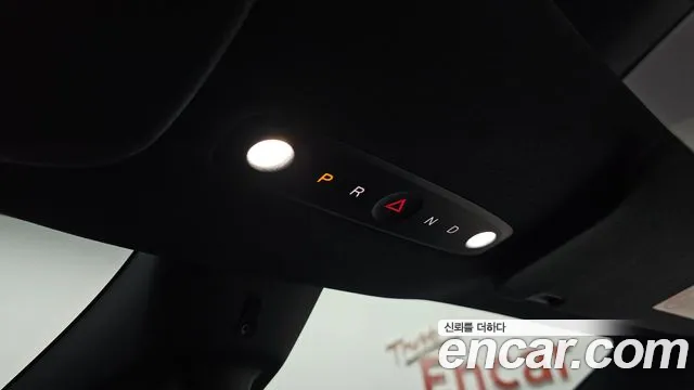Tesla Model Y — Фото автомобиля 24