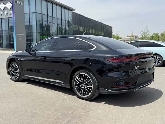BYD Han — Фото автомобиля 7