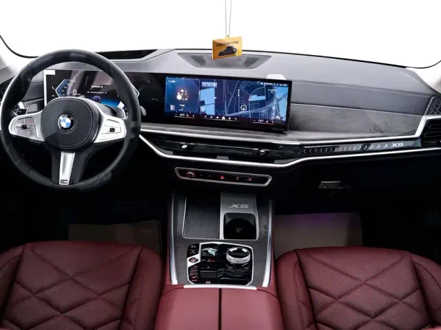 BMW X5 — Фото автомобиля 14