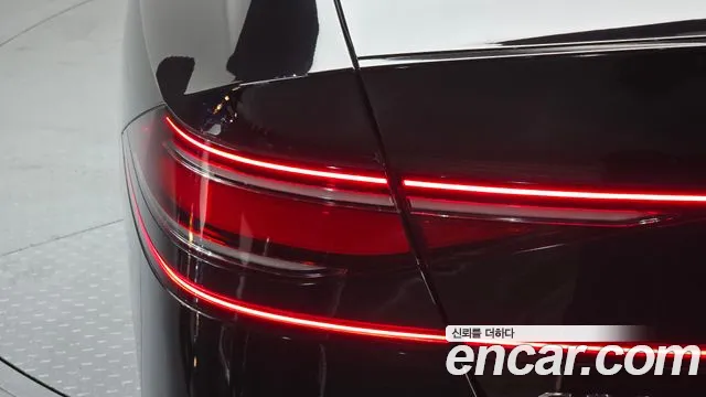 Genesis G90 Бензин 3.5 турбо AWD — Фото автомобиля 23