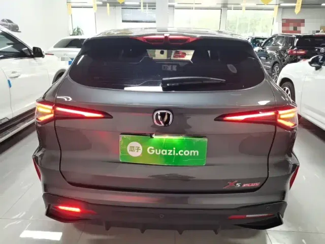 Changan X5 Plus — Фото автомобиля 5