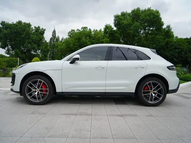 Porsche Macan — Фото автомобиля 3