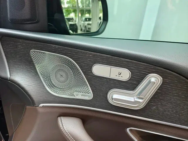 Mercedes-Benz GLE-Class — Фото автомобиля 6