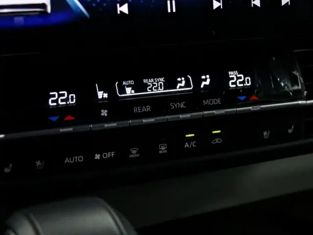 Toyota Sienna — Фото автомобиля 9