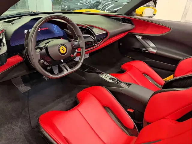 Ferrari SF90 — Фото автомобиля 4