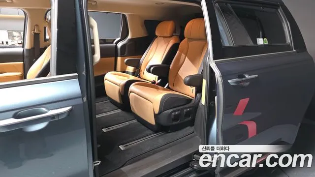 Kia Carnival 4th Gen — Фото автомобиля 16