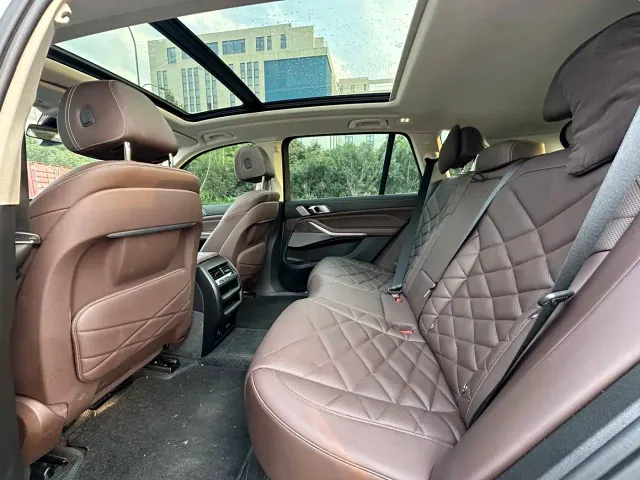 BMW X5 — Фото автомобиля 4