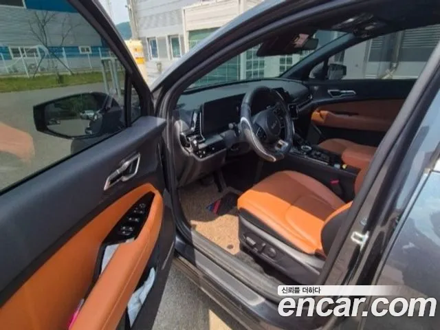 Kia Sportage Sportage 5-е поколение Бензин 1.6 турбо 2WD — Фото автомобиля 4