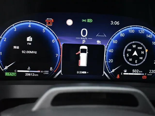 Toyota Alphard — Фото автомобиля 16