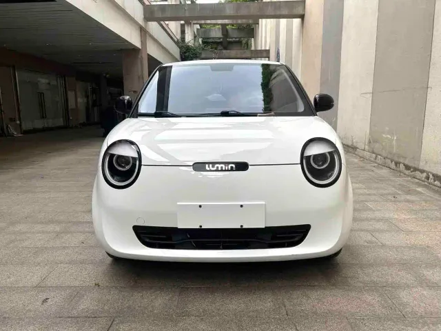 Changan Lumin — Фото автомобиля 2