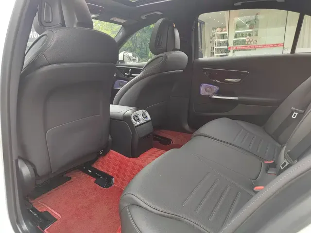 Mercedes-Benz C-Class — Фото автомобиля 20