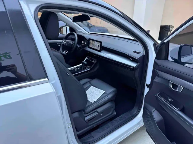 Wuling Asta — Фото автомобиля 12