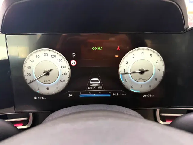 Hyundai Elantra — Фото автомобиля 7