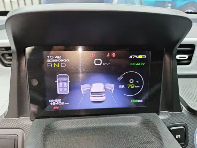 Wuling Hongguang Mini EV — Фото автомобиля 7