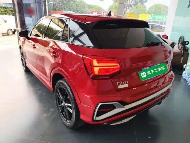 Audi Q2L — Фото автомобиля 4