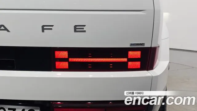 Hyundai Santa Fe MX5 — Фото автомобиля 8