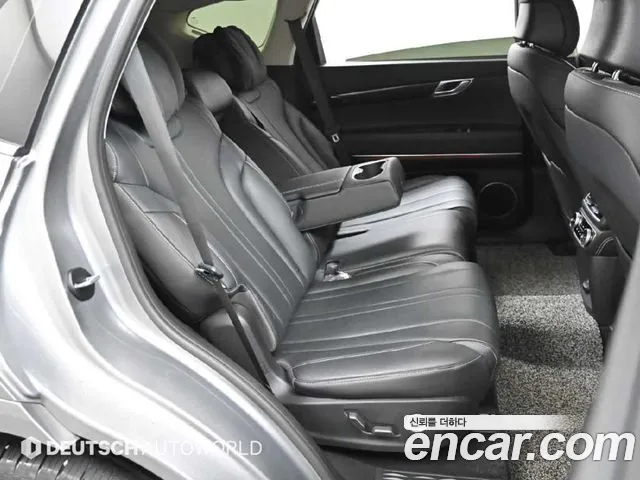 Genesis GV80 — Фото автомобиля 12