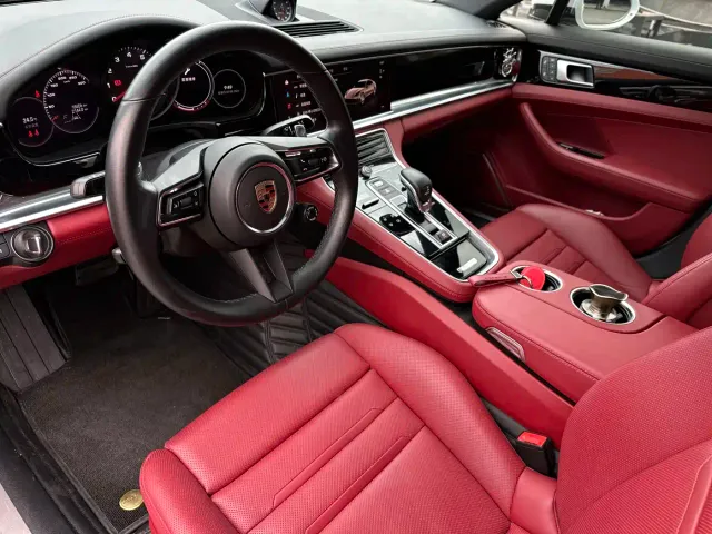 Porsche Panamera — Фото автомобиля 6