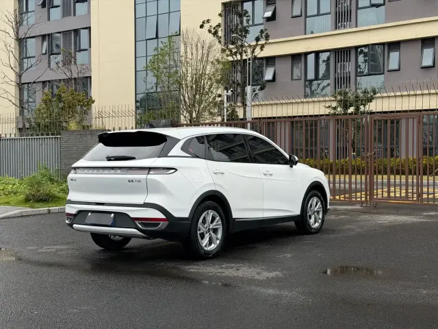 Bestune T90 — Фото автомобиля 20