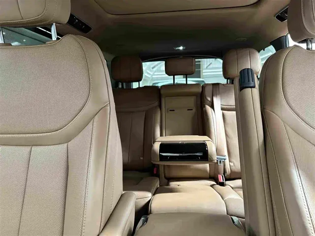 Land Rover Range Rover — Фото автомобиля 15