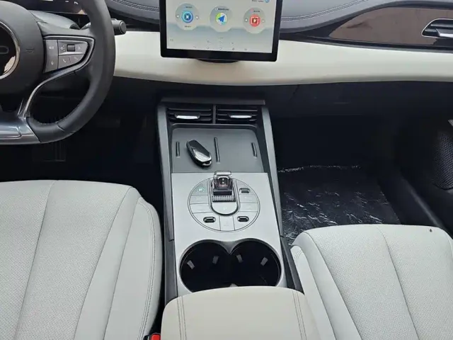 BYD Seal 06 — Фото автомобиля 16