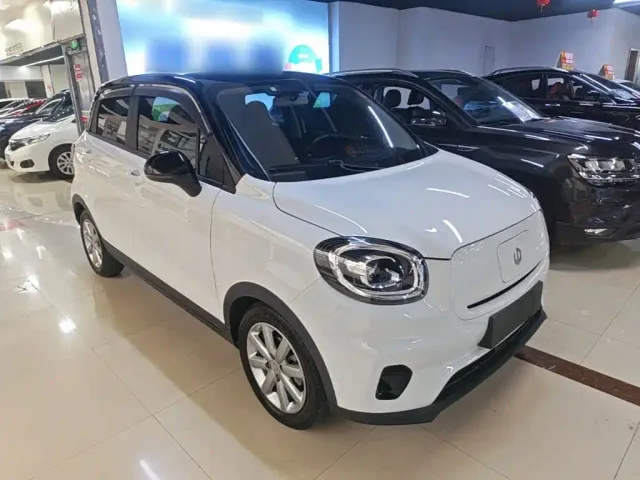 Leapmotor T03 — Фото автомобиля 3