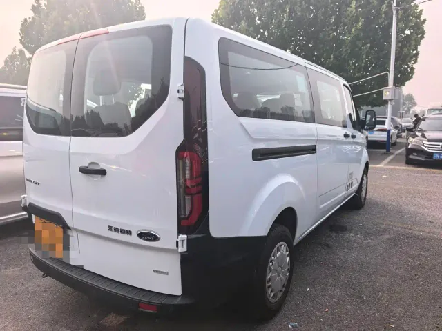 Ford Transit 2023 2.0T Petrol Auto Business Travel Mid-Axis Mid-Roof 10/11/12-seater — Фото автомобиля 15
