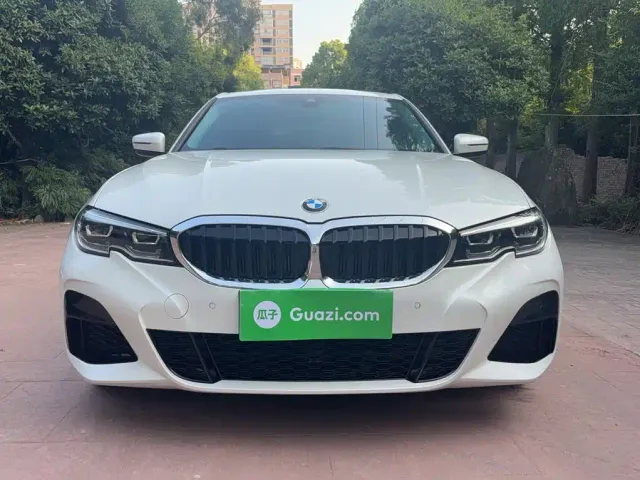 BMW 3 Series — Фото автомобиля 2