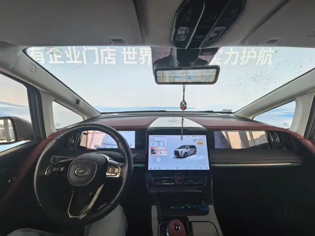 GAC Trumpchi E9 — Фото автомобиля 26