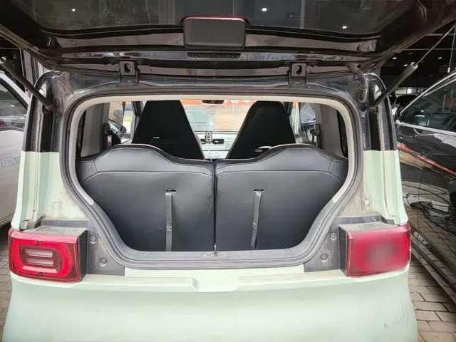 Wuling Hongguang Mini EV — Фото автомобиля 18