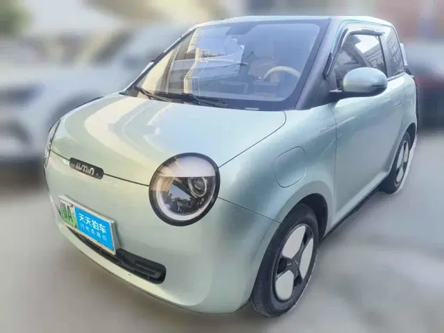 Фотография автомобиля — Changan Lumin