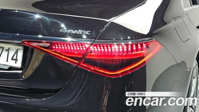 Mercedes-Benz S-Class — Фото автомобиля 22