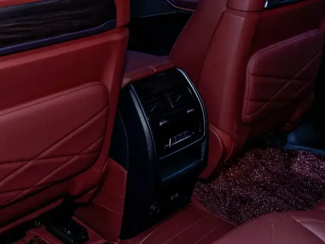 BMW X5 — Фото автомобиля 11