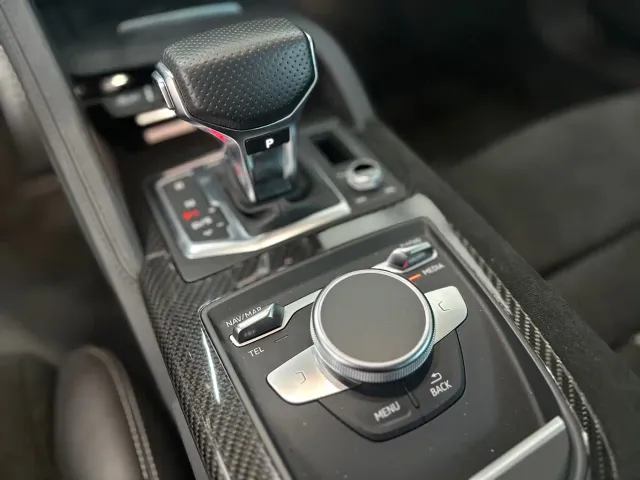 Audi R8 — Фото автомобиля 14