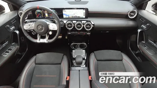 Mercedes-Benz A-Class W177 — Фото автомобиля 10