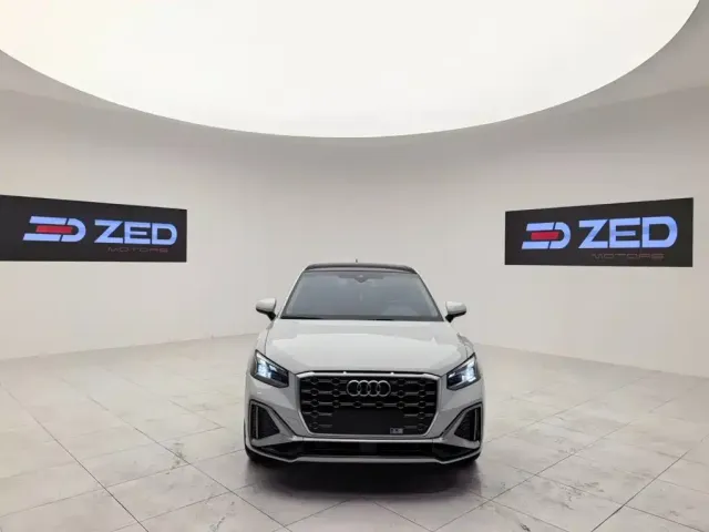Фотография автомобиля — Audi Q2L