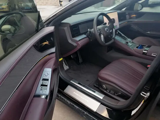 Denza Z9GT — Фото автомобиля 8
