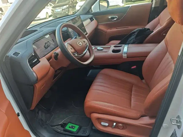 GAC Trumpchi Xiangwang S9 — Фото автомобиля 14